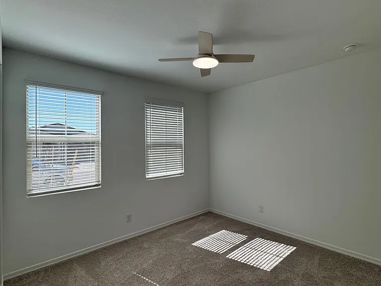 7606 W Smoketree Dr — Photo 39