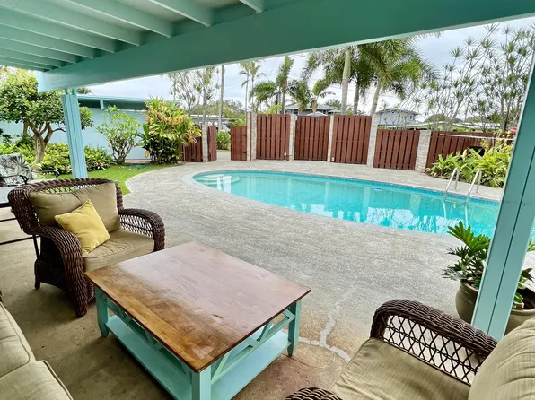1595 Uluhao Pl, Kailua, HI 96734