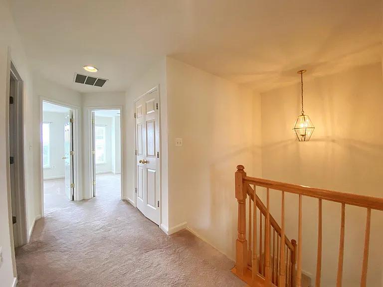 1601 Wilcox Ave — Photo 12