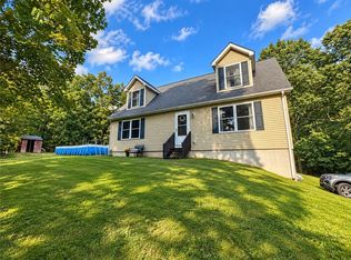 417 Upper Service Rd, Hookstown, PA 15050
