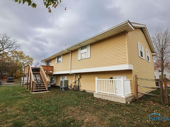 5th image of 1700 Christopher Ln