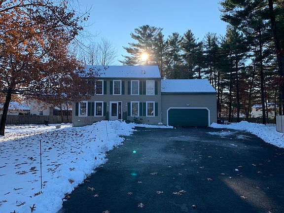 4th image of 8 Westchester Dr