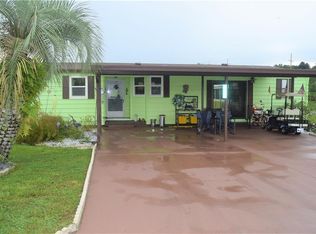 37636 Amigo Dr, Zephyrhills, FL 33541