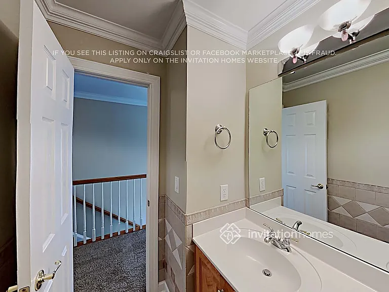 5034 Cramer Woods Dr — Photo 15