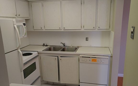 2nd image of 4031 Berkshire B