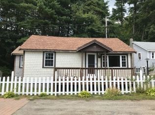 23 Lantern Ln, Halifax, MA 02338