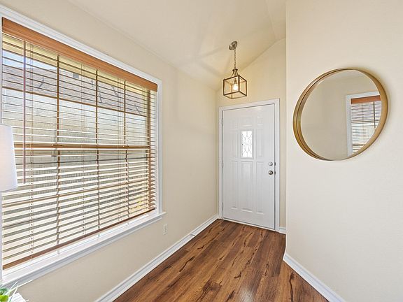 4th image of 222 Village Dr