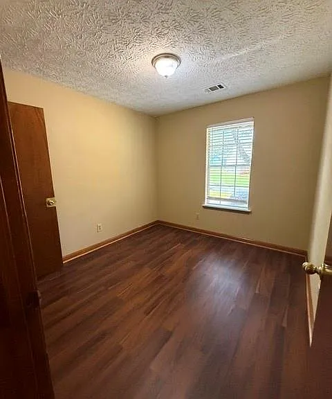 8351 Post Oak Ct — Photo 6