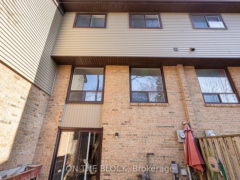47 Carleton Pl — Photo 44