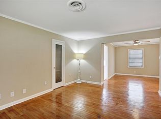 1406 14th Ave N, Texas City, TX 77590