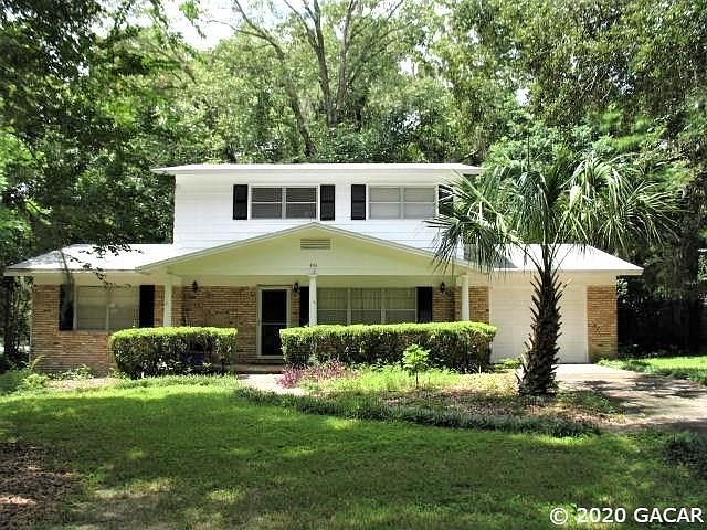 1st image of 806 NW 40th Ter