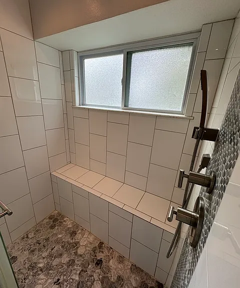 13815 Stone Hollow Dr — Photo 21