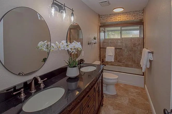 1808 Cougar Ln #1 — Photo 29