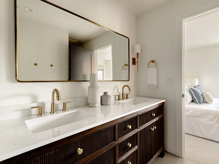 1749 N Williams St #1 — Photo 40
