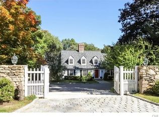 320 Hurlbutt St, Wilton, CT 06897