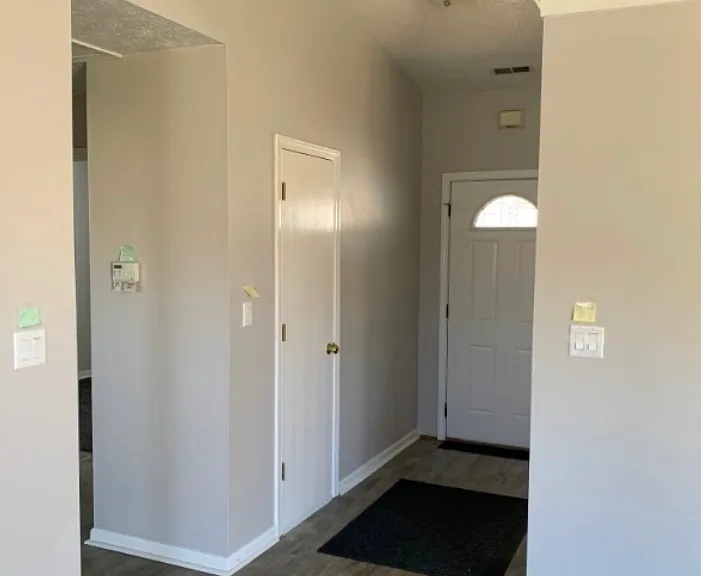 2318 Temple Ct E — Photo 9
