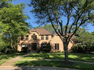 268 Hillandale Dr, Bloomingdale, IL