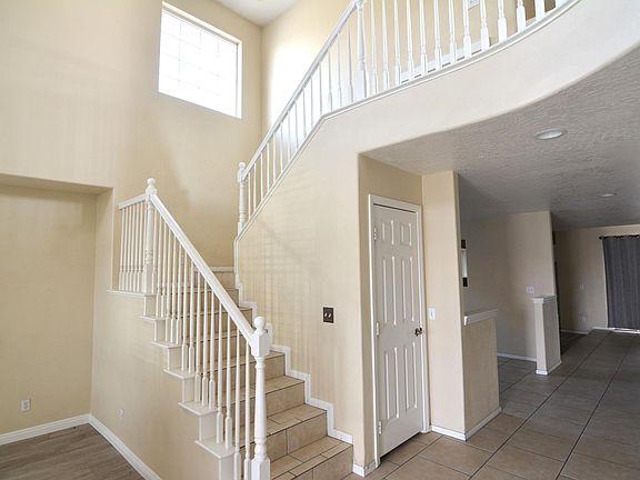 4th image of 17775 Arbor Ln