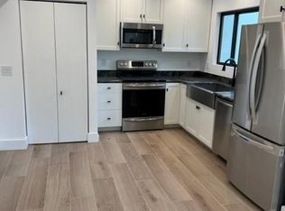 1688 Burgundy Rd, Encinitas, CA 92024