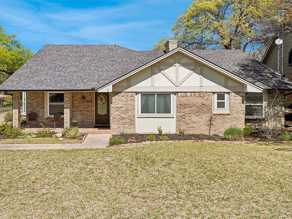 1st image of 7704 Skylake Dr