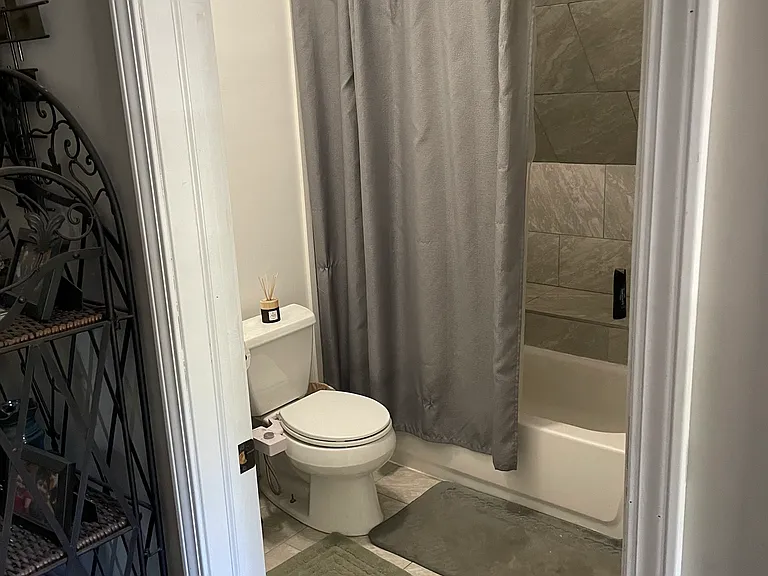 2534 N Murray Ave #2 — Photo 8