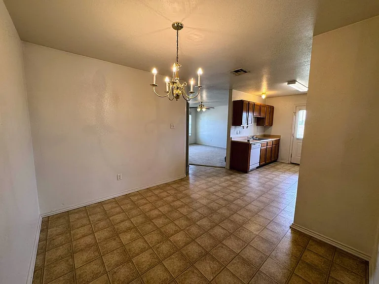 5102 Lauren Lea Dr — Photo 7