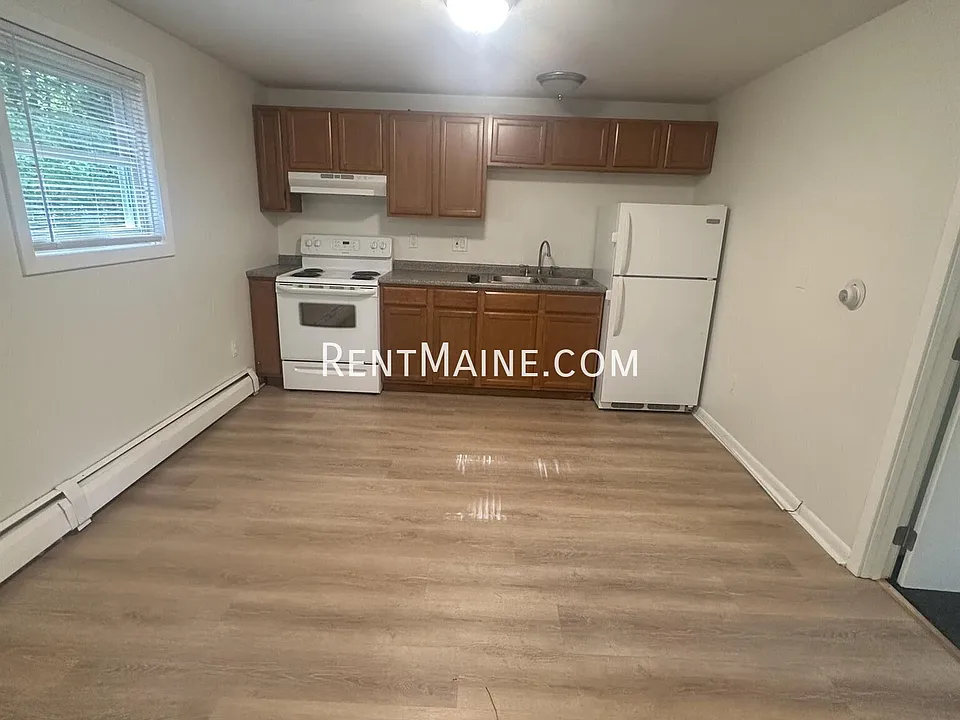 176 Augusta Rd #12