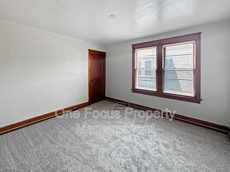 1414 Park Ave — Photo 10