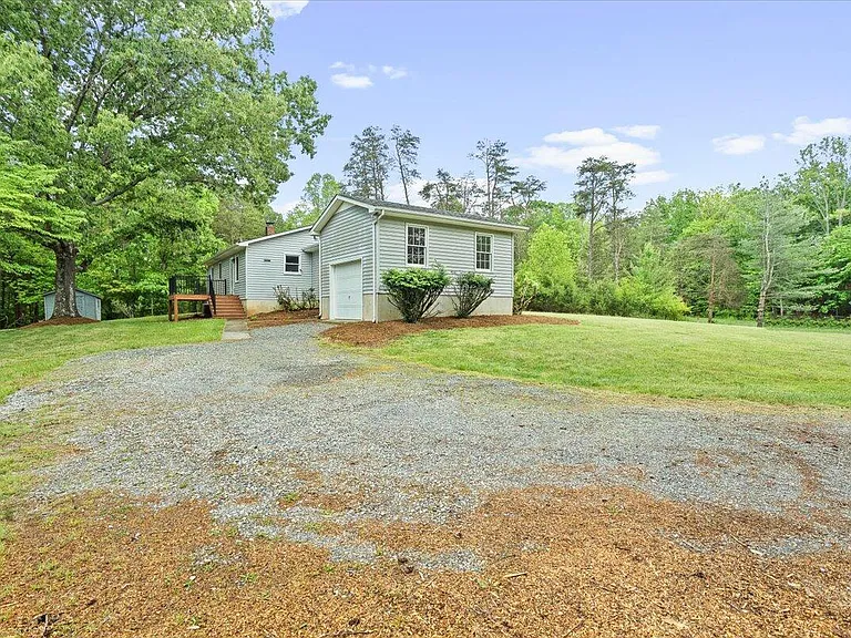 10037 Booker T Washington Hwy — Photo 29