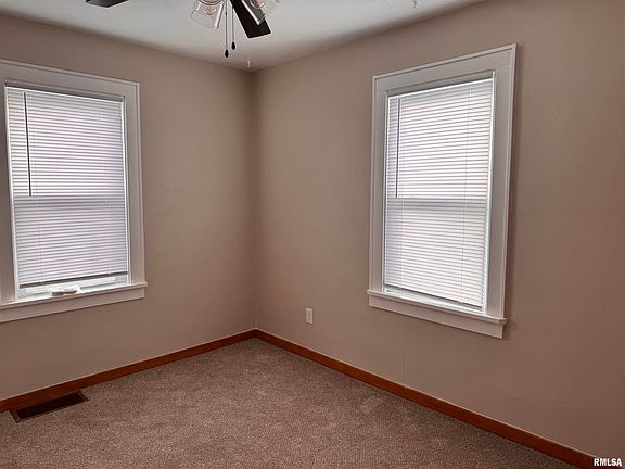 4th image of 405 N Wood St