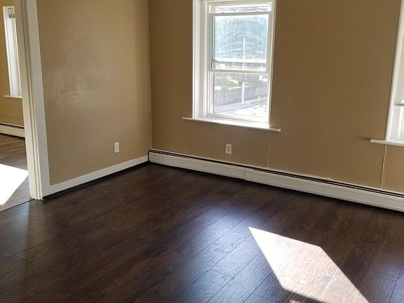 5th image of 3638 W 8th St APT 8