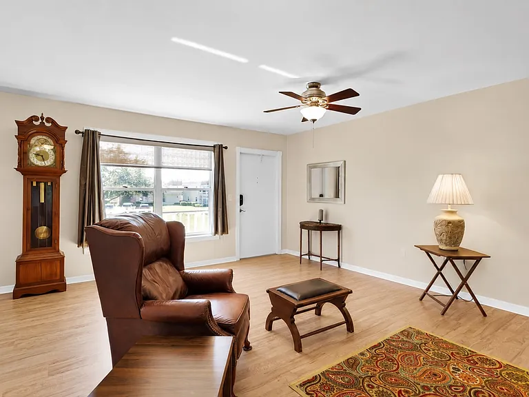 107 Spring Lake Ct #206 — Photo 4