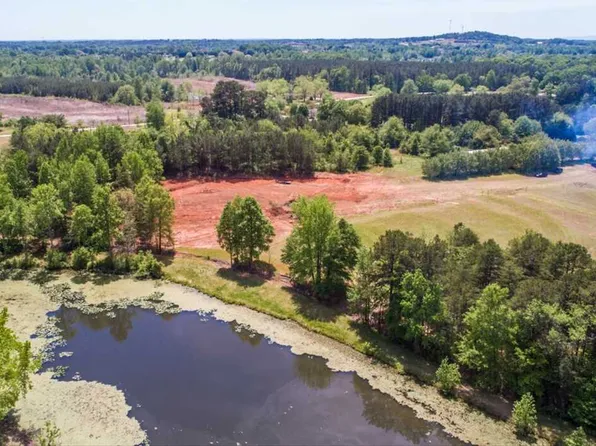 2121 Dickson Rd, Inman, SC 29349