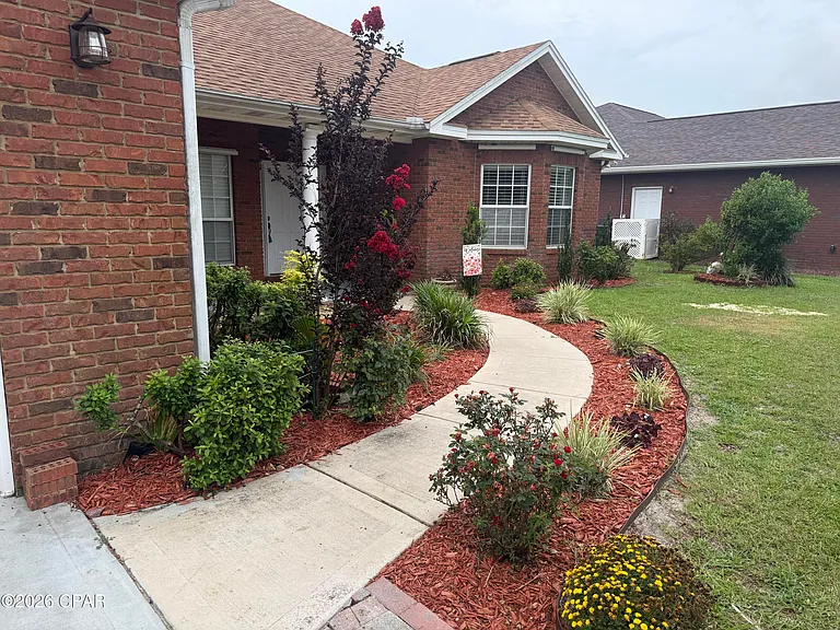 3719 Bay Tree Rd — Photo 1