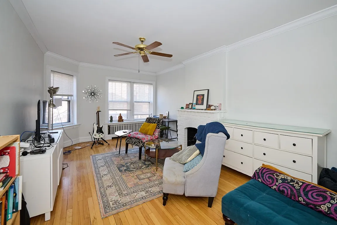 2 bed, 1000 sqft, $2,195 — Photo 1
