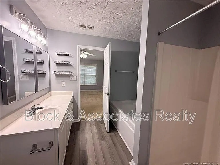 3342 Harbour Pointe Pl #9 — Photo 10