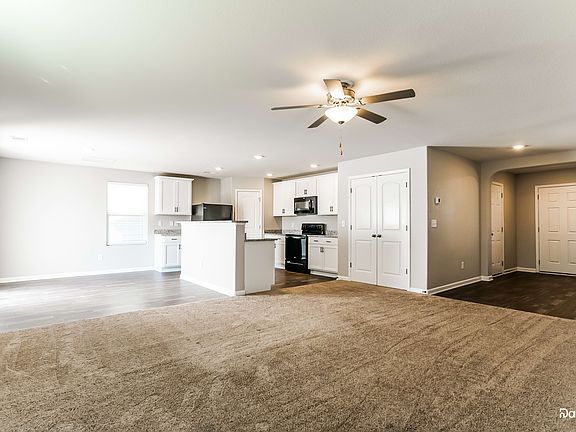 5th image of 372 Rustling Way