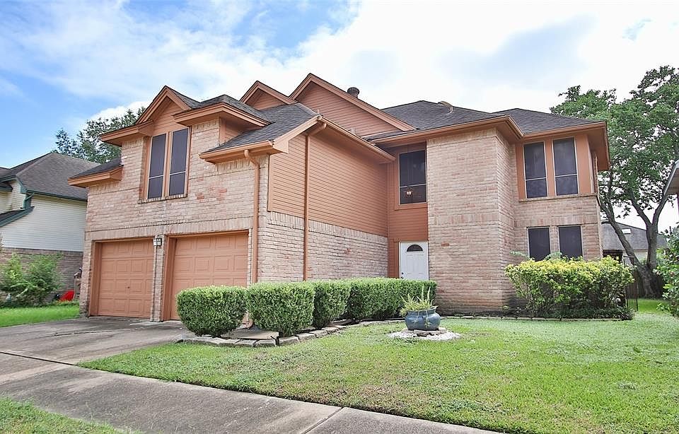 1st image of 16043 Juniper Grove Dr