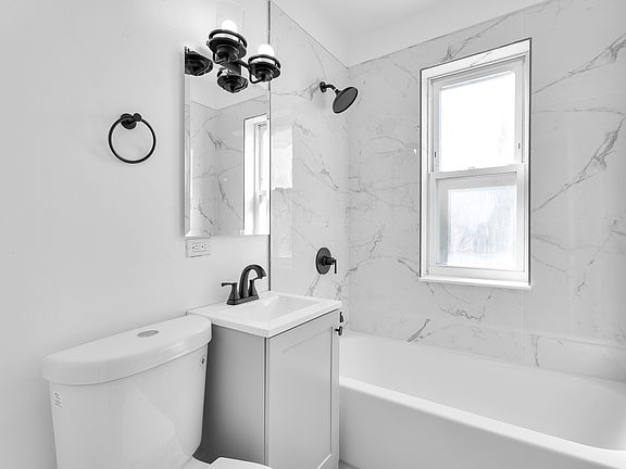 5th image of 1406 N Kildare Ave #1