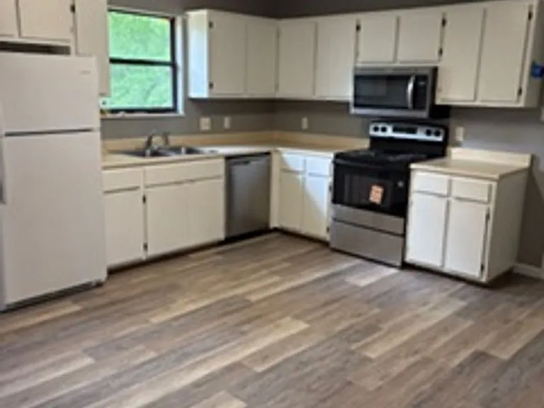 3619 Cardin Ln — Photo 3
