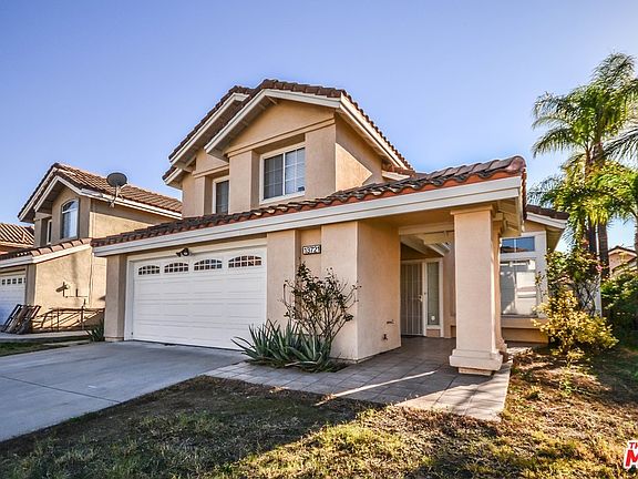3rd image of 13721 Balboa Ct