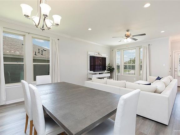 5th image of 2108 N Sonador Dr