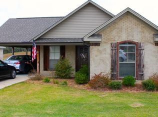 125 Mike Ave, Guntown, MS 38849