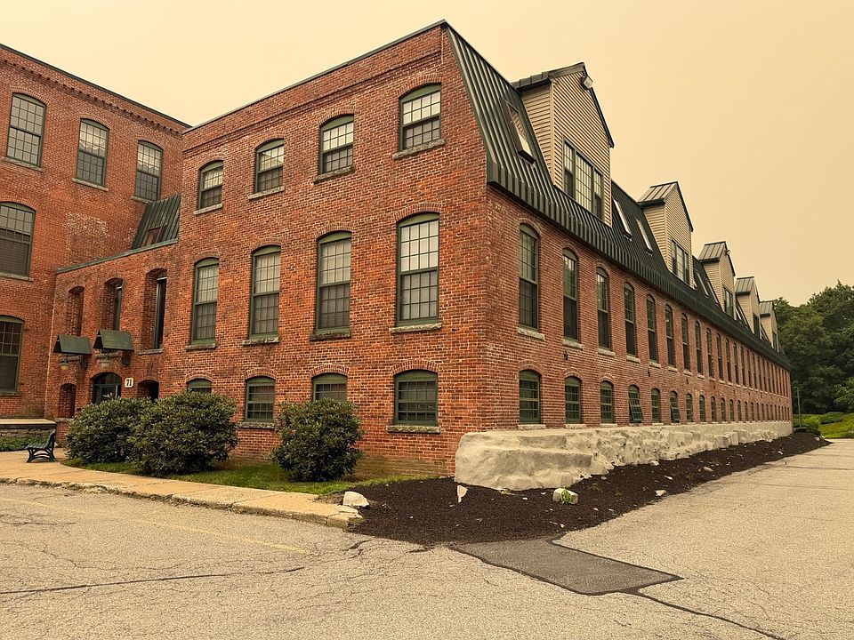1st image of 71 Princeton St APT 204