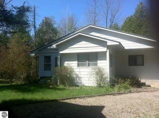 6201 N 41 1/2 Rd, Manton, MI 49663