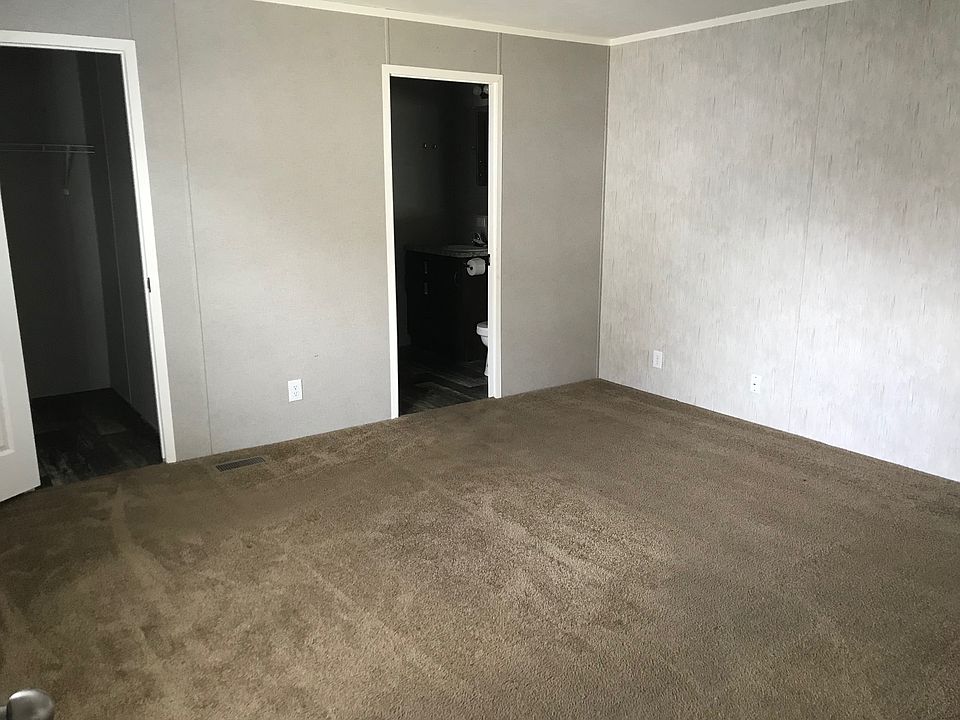 2nd image of 9215 Whispering Ln