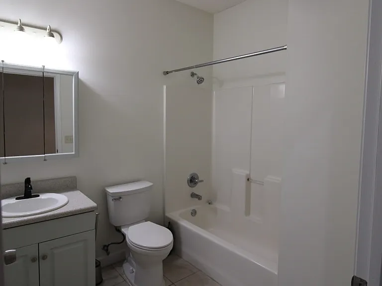 348 Moss Creek Ln — Photo 10