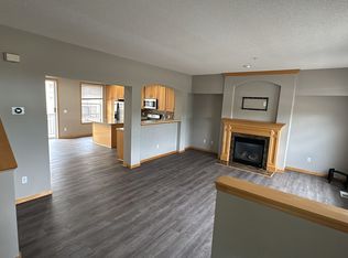 11314 Stratton Ave, Eden Prairie, MN 55344