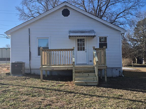 2nd image of 615 E Lee Ave