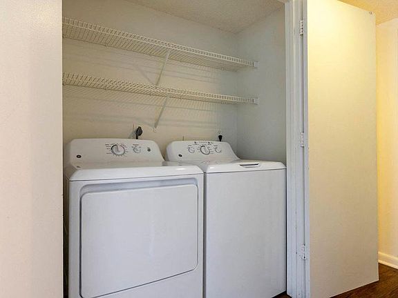 Dryer & Washer included in unit!